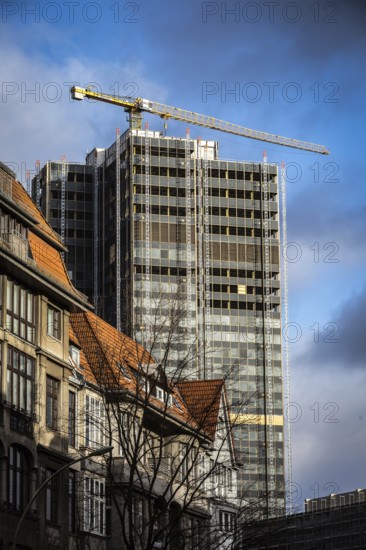 DEU Germany Germany Berlin The Steglitz roundabout in the sunlight