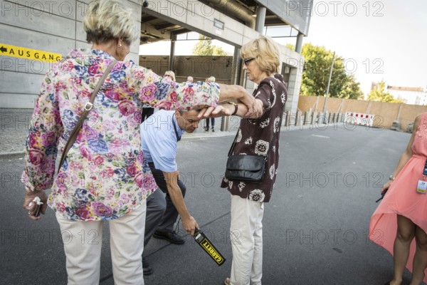 DEU Germany Germany Berlin Open Ministries Day on the last weekend in August, in which the Federal Intelligence Service also took part for the first and only time