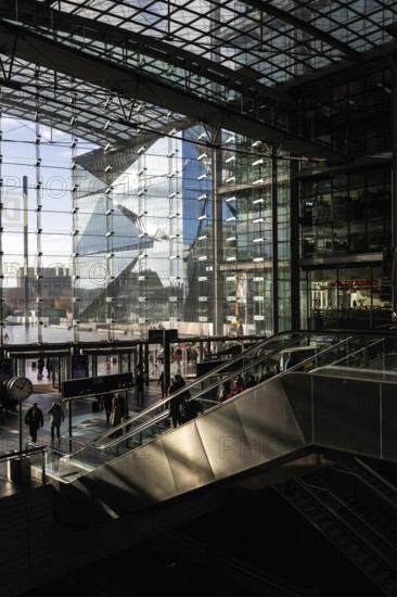 DEU Germany Germany Berlin The new building, the Cube, can be seen through the windows of the main railway station on Washingtonplatz