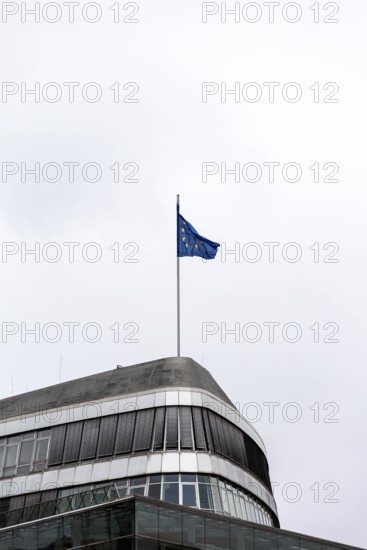 DEU Germany Germany Berlin The European flag flies on the mast of the CDU party headquarters