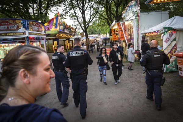 DEU Germany Germany Berlin The Neukölln May Days, organised by the district office, with over 100 showmen, in the Hasenheide