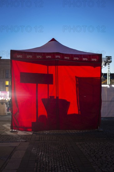 DEU Germany Germany Berlin Final rally of SPD chancellor candidate Martin Schulz at Berlin's Gendarmenmarkt. Press tent at the blue hour