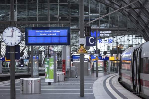 DEU Germany Germany Berlin Scenes at Berlin Central Station after storm Xavier. All long-distance traffic was paralysed until midday. Hotel trains were set up for travellers to spend the night