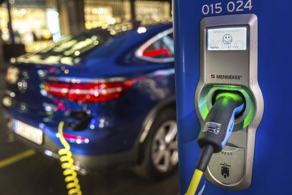 DEU Germany Germany Berlin A Mercedes Benz electric car at a Vattenfall charging station in Charlottenburg