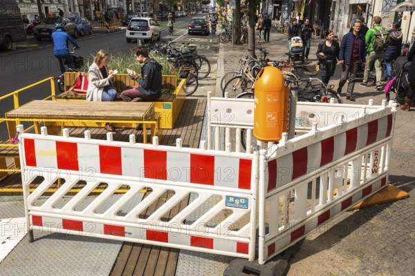 DEU Germany Germany Berlin The redesigned Bergmannstrasse with quiet zones and parklets