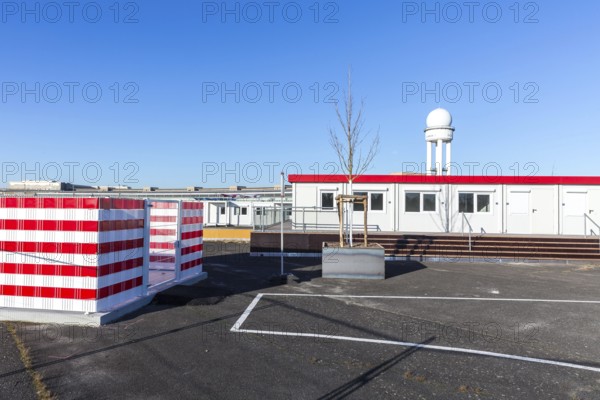 DEU Germany Germany Berlin A newly designed container village for refugees, the 'Tempohome', at the former Tempelhof airport in the city centre
