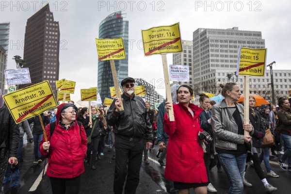 DEU Germany Germany Berlin More than 13, 000 people demonstrated in Berlin city centre on Saturday under the slogan 'Resist rent madness'. Their protest was directed against rent increases, gentrification and speculation
