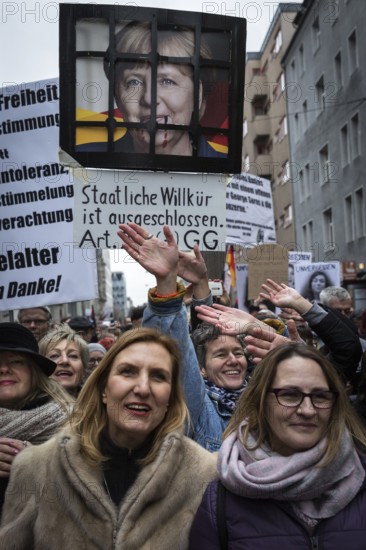 DEU Germany Germany Berlin Demonstration ' March of Women, which was organised by AFD member, the Kurdish woman Leyla Bilge. The protest was directed against the sexism of asylum seekers and the German government's immigration policy. Dance during blockade
