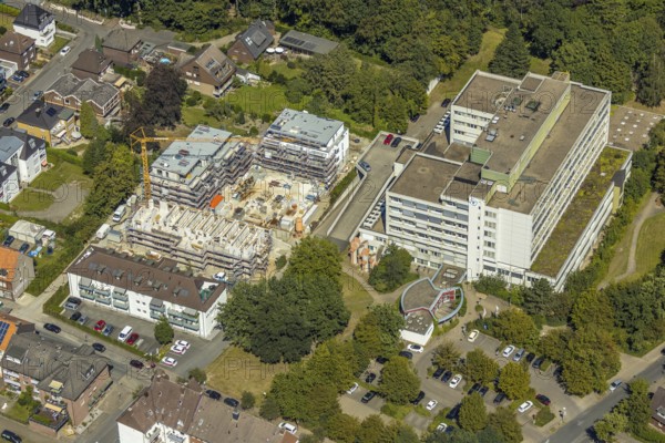 Aerial view, new construction of a residential complex next to the Josef-Hospital, Malteser-Hospital, Hohenhöveler Straße, Klemmestraße, Bockum-Hövel, Hamm, Ruhr area, North Rhine-Westphalia, Germany, DE, Europe, birds-eyes view, aerial view, aerial photography, aerial photography, overview, bird's eye view