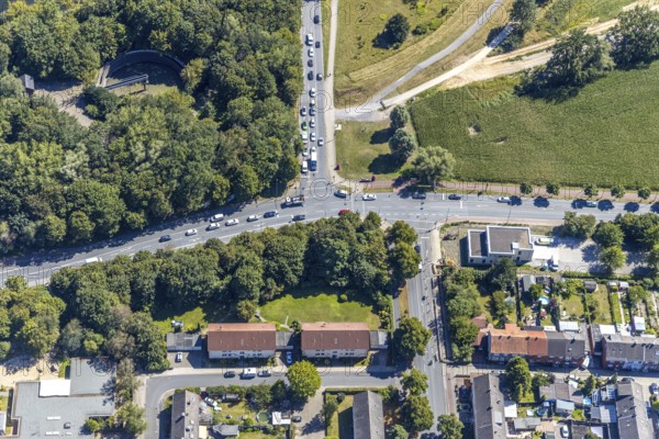 Aerial view, intersection Dolberger Straße, Fährstraße and Amtsstraße in Heessen, Hamm, Ruhr area, North Rhine-Westphalia, Germany, DE, Europe, birds-eyes view, aerial view, aerial photography, aerial photography, overview, overview, bird's eye view