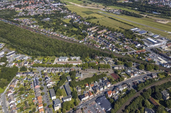 Aerial view, overview Münsterstraße - Westberger Weg, Hauptschule Karlschule, Wolfgang-Glaubitz-Seniorenzentrum, airfield EDLH, railway line direction Ahlen, Hamm, Ruhr area, North Rhine-Westphalia, Germany, DE, Europe, birds-eyes, view, aerial view, aerial photography, aerial photography, overview, bird's eye view
