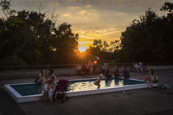 DEU Germany Germany Berlin A temporary swimming pool on the roof terrace of the HKW