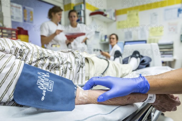 DEU Germany Germany Berlin Scenes in the emergency room of Gertrauden Hospital