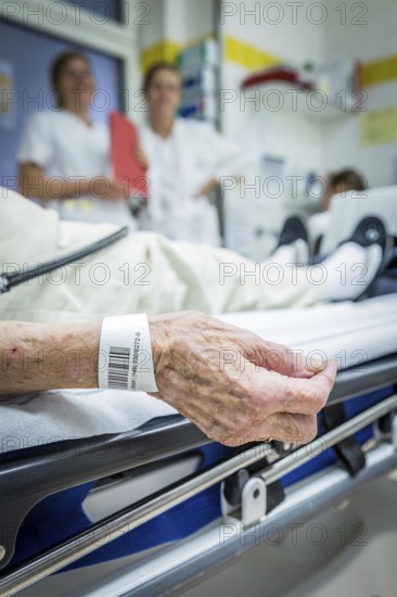 DEU Germany Germany Berlin Scenes in the emergency room of Gertrauden Hospital