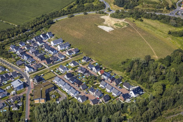 Aerial view, new development area Heinrich-Wätermann-Straße - Am Wevelshof - Homann-Weg, Op der Heide - Albertsmeierhof - Brinkmanns Weg, Hamm, Ruhr area, North Rhine-Westphalia, Germany, DE, Europe, birds-eyes, view, aerial photograph, aerial photography, aerial photography, overview, overview, bird's eye view, living, flat, houses, residential buildings, housing estate, settlement