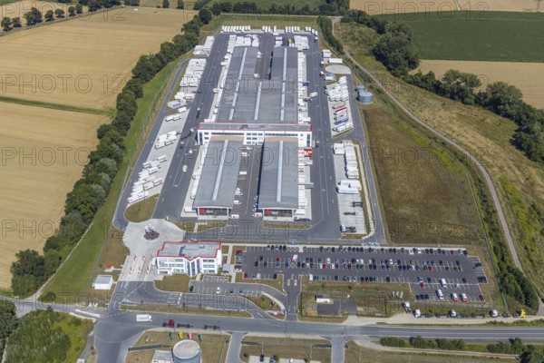 Aerial view, DPD depot in Hamm, truck stop Osterbönener Weg, logistics centre, Hamm, Ruhr area, North Rhine-Westphalia, Germany, DE, Europe, birds-eyes view, aerial view, aerial photography, aerial photography, overview, bird's eye view, truck stop, road block, road narrowing