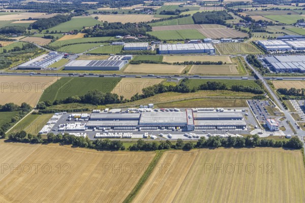 Aerial view, DPD depot in Hamm, truck stop Osterbönener Weg, logistics centre, Hamm, Ruhr area, North Rhine-Westphalia, Germany, DE, Europe, birds-eyes view, aerial view, aerial photography, aerial photography, overview, bird's eye view, truck stop, road block, road narrowing