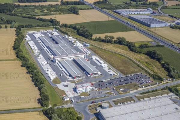 Aerial view, DPD depot in Hamm, truck stop Osterbönener Weg, logistics centre, Hamm, Ruhr area, North Rhine-Westphalia, Germany, DE, Europe, birds-eyes view, aerial view, aerial photography, aerial photography, overview, bird's eye view, truck stop, road block, road narrowing