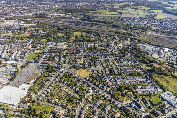Aerial view, building site Jupiterstraße, Orionstraße, Hamm, Ruhr area, North Rhine-Westphalia, Germany, railway tracks, building, building area, building site, building plots, DE, Europe, property tax, real estate, aerial view, aerial photography, aerial photography, overview, bird's-eye view, housing estate, living and living, residential area, residential buildings, quality of life, residential neighbourhood, housing estate, birds-eyes view, overview