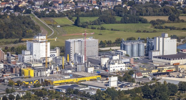 Aerial view, Brökelmann Ölmühle GmbH, Jäckering Ölmühle, industrial plants Speicherstraße, construction site new building, Hamm, Ruhr area, North Rhine-Westphalia, Germany, construction work, construction area, construction crane, construction project, construction site, DE, Europe, commercial enterprises, commercial area, commercial site, commercial use, industrial area, industrial building, industrial site, capacity requirement, aerial photograph, aerial photography, aerial photography, overview, bird's eye view, birds-eyes view, overview
