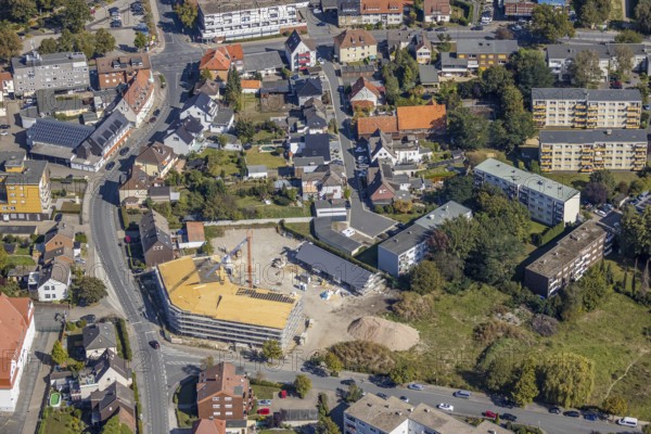 Aerial view, construction site residential buildings Waldenburger Straße corner Holzstraße, Herringen, Hamm, Ruhr area, North Rhine-Westphalia, Germany, construction work, construction area, construction site, building plots, construction crane, construction measure, construction project, construction site, DE, development, Europe, property tax, real estate, capacity requirement, aerial photograph, aerial photography, aerial photography, new construction, renovation, overview, bird's eye view, residential complex, living and living, residential area, residential buildings, residential neighbourhood, housing estate, birds-eyes view, overview