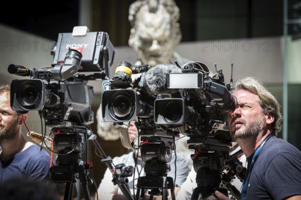 DEU Germany Germany Berlin The SPD chairman and candidate for chancellor Martin Schulz during a press conference on economic policy in the Willy Brandt House. TV cameras in front of Willy-Brandt-Buest