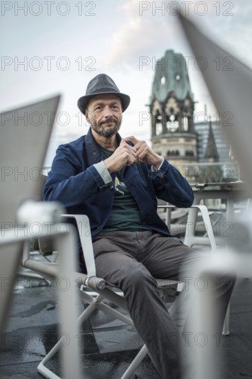 DEU Germany Germany Berlin The illustrator and author Ralf König during a portrait session