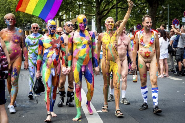 DEU Germany Germany Berlin Christopher Street Day is travelling through the city. Gays, lesbians, transsexuals, intersexuals and straight people celebrate sexual freedom and equality together