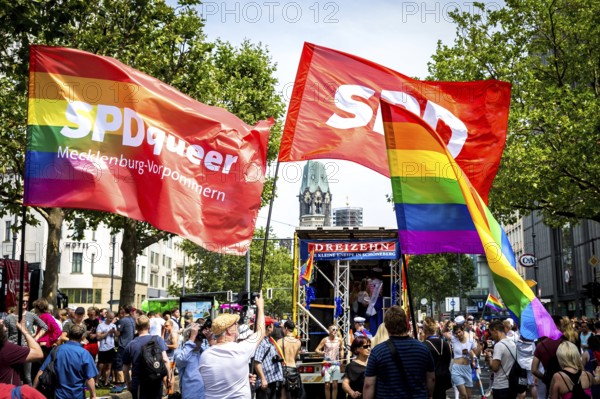 DEU Germany Germany Berlin Christopher Street Day is travelling through the city. Gays, lesbians, transsexuals, intersexuals and straight people celebrate sexual freedom and equality together