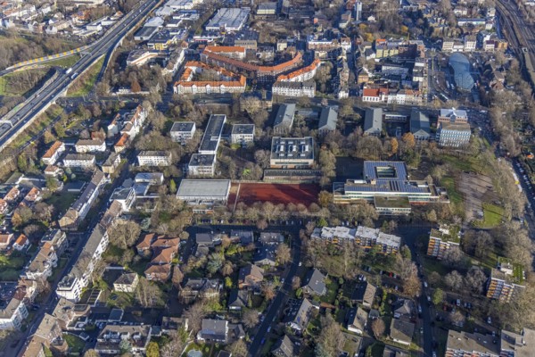 Aerial view, school centre, Pestalozzi-Gymnasium, Mulvany Berufskolleg, Emschertal Berufskolleg, Realschule Strünkede, Kath. Kindergarten St. Marien, Sporthalle Westring, Baukau, Herne, Ruhr Area, North Rhine-Westphalia, Germany, education, educational institution, DE, Europe, Gymnasium, Kollegschule, Lehrinstitut, aerial view, aerial photography, aerial photography, Realschule, school, overview, bird's eye view, Westring, birds-eyes view, overview