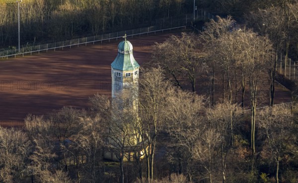 Aerial view, water tower in Volkspark Sodingen, sports field Am Volkspark, Börnig, Herne, Ruhr area, North Rhine-Westphalia, Germany, DE, Europe, football pitch, aerial view, aerial photography, aerial photography, Mont-Cenis-Straße, park, sports facilities, sports field, sports facility, tower, overview, bird's-eye view, overview