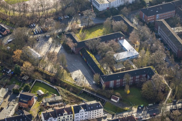 Aerial photo, Freiherr-vom-Stein-Grundschule, Wanne-Süd, Herne, Ruhr area, North Rhine-Westphalia, Germany, education, educational institution, DE, Europe, primary school, teaching institute, aerial photography, aerial photography, aerial photography, school, Steinstraße, overview, bird's-eye view, birds-eyes view, overview