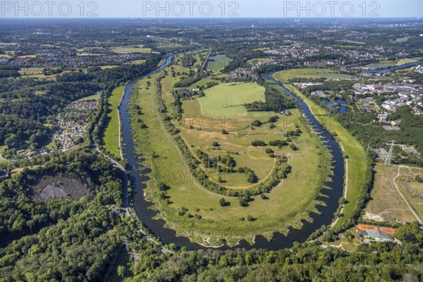 Aerial view, Hattinger Ruhrschleife, Ruhraue Winz, river Ruhr, district Winz, Hattingen, Ruhr area, North Rhine-Westphalia, Germany, DE, Ennepe-Ruhr-Kreis, Europe, distant view, towpath, aerial view, aerial photography, aerial photography, Ruhrbogen, overview, riverbank inlets, bird's-eye view, overview