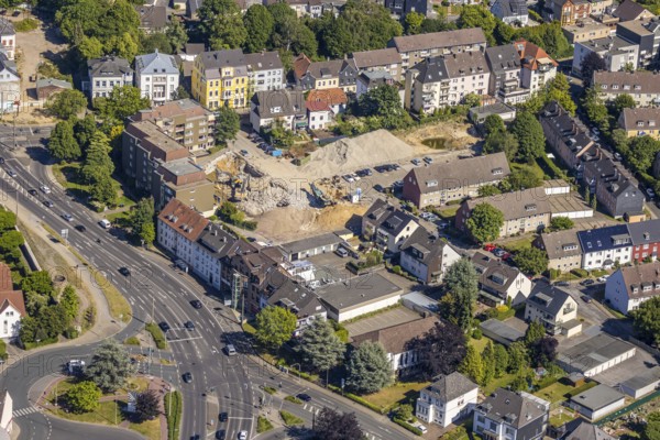 Aerial view, construction site new residential quarter Mörikestrasse, former fire station, Hattingen, Ruhr area, North Rhine-Westphalia, Germany, construction work, construction area, building site, building plots, construction measure, construction project, construction site, DE, Ennepe-Ruhr district, Europe, aerial view, aerial photography, aerial photography, new construction, overview, bird's eye view, residential complex, living and living, residential quarter, birds-eyes view, overview