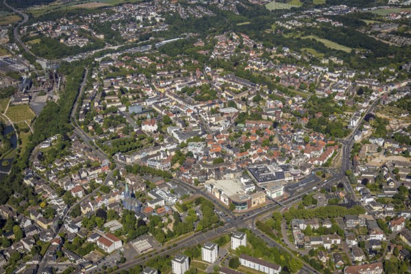 Aerial view, city centre, old town, Reschop Carré, Protestant Church of St. George, Hattingen, Ruhr area, North Rhine-Westphalia, Germany, place of worship, DE, shopping centre, shopping markets, shopping place, shopping centre, Ennepe-Ruhr district, Europe, religious community, place of worship, church, parish, denomination, aerial view, aerial photography, aerial photography, overview, bird's-eye view, overview