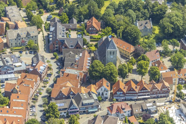 Aerial view, St. Dionysius Catholic Church, church square, Havixbeck, Münsterland, North Rhine-Westphalia, Germany, place of worship, DE, Europe, religious community, place of worship, church, parish, denomination, aerial photograph, aerial photography, aerial photography, town centre, religion, overview, bird's-eye view, overview