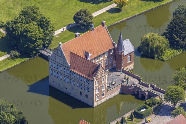 Aerial view, Burg Hülshoff, Museum in honour of the poet Annette von Droste-Hülshoff, Havixbeck, Münsterland, North Rhine-Westphalia, Germany, Annette von Droste-Hülshoff, bridge, castle, castle complex, DE, parental home, Europe, birthplace, moat, manor house, manor building, courtyard complex, aerial view, aerial photography, aerial photography, Renaissance complex, castle, castle garden, overview, defence system, bird's eye view, moated castle, moated castle, moated castle, bird's eye view, overview