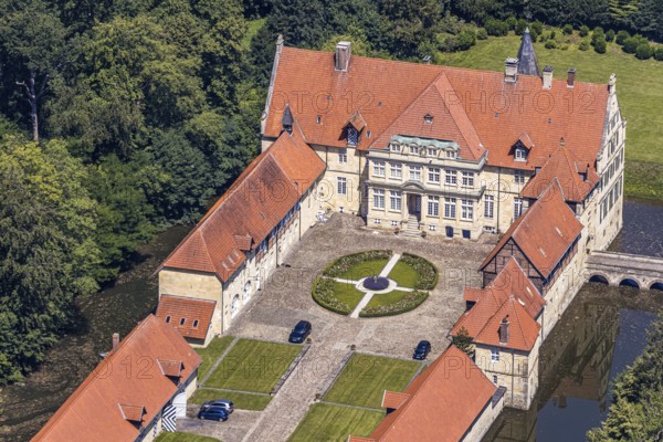 Aerial view, Havixbeck Castle, moated castle, Havixbeck, Münsterland, North Rhine-Westphalia, Germany, castle, castle complex, DE, monument protection, Europe, moat, Havixbeck House, manor house, manor building, courtyard complex, aerial photograph, aerial photography, aerial photography, museum, castle, castle garden, overview, defence system, bird's eye view, moated castle, moat, birds-eyes view, overview