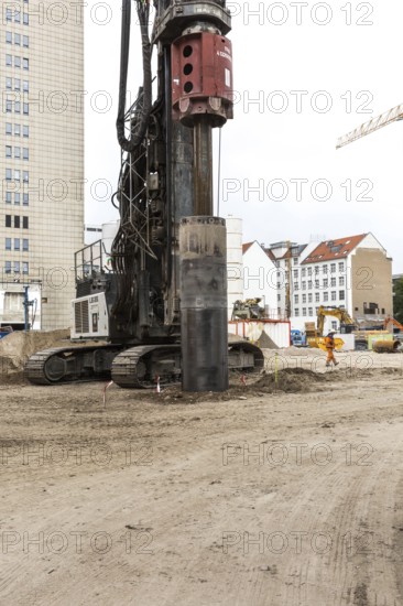 DEU Germany Germany Berlin Construction work on the site of the former Kudamm carré