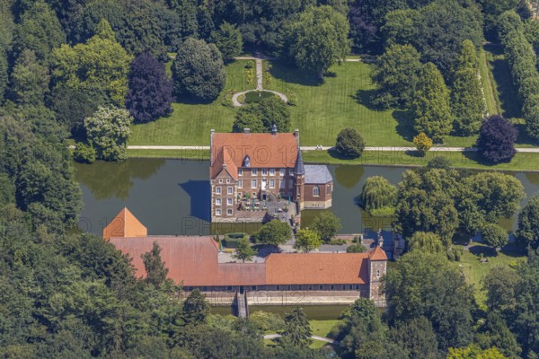 Aerial view, Burg Hülshoff, Museum in honour of the poet Annette von Droste-Hülshoff, Havixbeck, Münsterland, North Rhine-Westphalia, Germany, Annette von Droste-Hülshoff, bridge, castle, castle complex, DE, parental home, Europe, birthplace, moat, manor house, manor building, courtyard complex, aerial view, aerial photography, aerial photography, Renaissance complex, castle, castle garden, overview, defence system, bird's eye view, moated castle, moated castle, moated castle, bird's eye view, overview