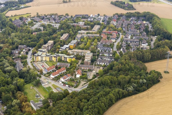 Aerial view, residential area Presidential Estate, Heiligenhaus, Ruhr area, North Rhine-Westphalia, Germany, DE, Erich-Ollenhauer-Straße, Europe, property tax, high-rise buildings, real estate, Karl-Arnold-Straße, Konrad-Adenauer-Ring, aerial photograph, aerial photography, aerial photography, Theodor-Heuss-Weg, overview, bird's-eye view, Waldviertel, residential area, living and living, residential area, residential buildings, residential quality, residential neighbourhood, housing estate, birds-eyes view, overview