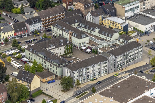 Aerial view, town hall Heiligenhaus, Heiligenhaus, Ruhr area, North Rhine-Westphalia, Germany, authority, citizens' office, DE, shopping square, Europe, main street, aerial view, aerial photography, aerial photography, market place, market stalls, local supply centre, town hall, city administration, overview, administrative area, bird's eye view, birds-eyes view, overview