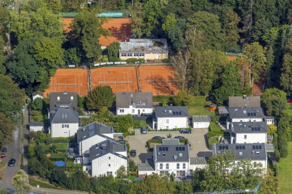 Aerial view, Tennisvereinigung Grün-Weiß, Am Waldhotel Heiligenhaus, Heiligenhaus, Ruhr area, North Rhine-Westphalia, Germany, DE, Europe, aerial view, aerial photography, aerial photography, sports, tennis, tennis facility, tennis courts, tennis club, overview, bird's-eye view, forest area, birds-eyes view, overview