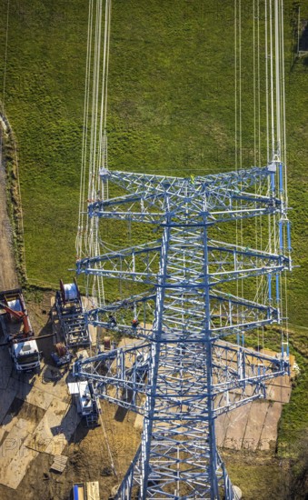 Aerial photo, construction power line Dortmund-Hagen, climber in power pylon, worker, height worker, power pylon, high voltage, Ostend, Herdecke, Ruhr area, North Rhine-Westphalia, Germany, DE, Europe, birds-eyes, view, aerial photo, aerial photography, aerial photography, overview, overview, bird's eye view, power supply, energy, energy supply, power line