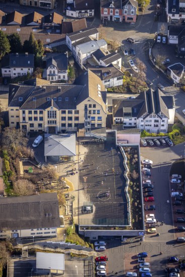 Aerial photo, primary school, Robert-Bonnermann-Schule, Herdecke, Ruhr area, North Rhine-Westphalia, Germany, DE, Europe, birds-eyes, view, aerial photography, aerial photography, overview, overview, bird's eye view, education, pupils, college, training, school year, homework, class, year group, education, pedagogy