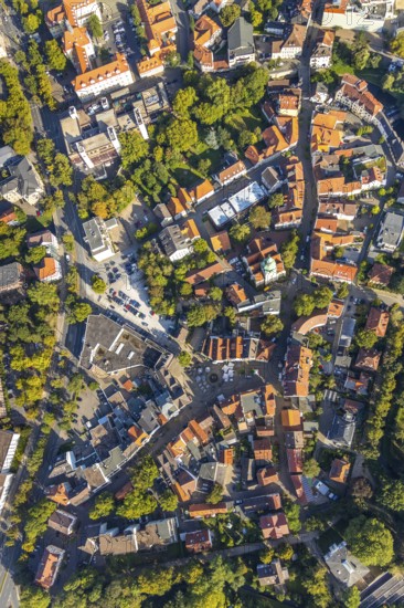 Aerial view, old town, Gänsemarkt with goose fountain, Herford city, Herford, East Westphalia-Lippe, OWL, North Rhine-Westphalia, Germany, fountain, DE, Europe, aerial view, aerial photography, aerial photography, market place, OWL book, OWL book, East Westphalia book, car parks, overview, bird's-eye view, overview