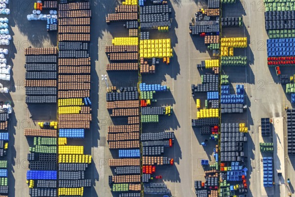 Aerial view, SULO Umwelttechnik GmbH, coloured waste bins, Herford city, Herford, Ostwestfalen-Lippe, OWL, North Rhine-Westphalia, Germany, waste collection systems, waste management, Bünder Straße, DE, Europe, shapes and colours, aerial view, aerial photography, aerial photography, OWL book, OWL book, Ostwestfalenbuch, recycling yard, overview, environmental management, bird's eye view, birds-eyes view, overview