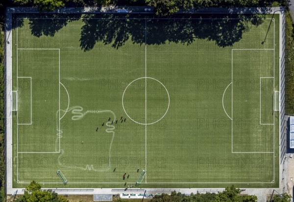 Aerial view, sports field in sports park, football field, Herne, Ruhr area, North Rhine-Westphalia, Germany, DE, Europe, football stadium, football club, aerial view, aerial photography, aerial photography, Rhine-Ruhr metropolitan region, sports, sports facilities, sports field, sports facility, stadium, overview, bird's-eye view, overview