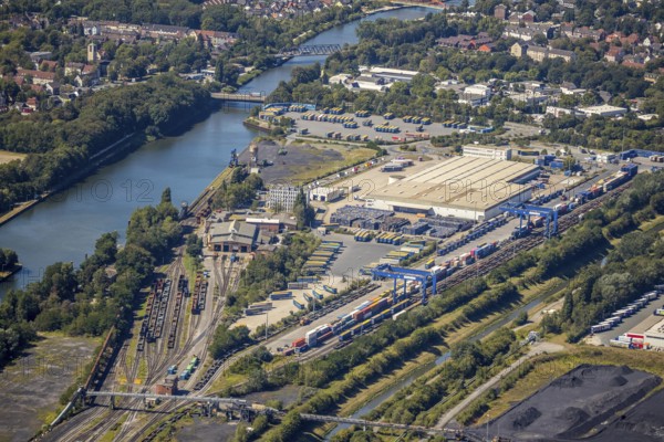 Aerial photograph, industrial estate Am Westhafen, CTH Container Terminal Herne GmbH, Müller - Die lila Logistik AG, Rhine-Herne Canal, Alte Schleuse Wanne-Eickel, Herne, Ruhr area, North Rhine-Westphalia, Germany, DE, Europe, commercial enterprises, commercial area, industrial estate, industrial park, commercial location, commercial use, freight transport, industrial facilities, industrial area, industrial site, canal level, logistics, logistics service, logistics service provider, logistics provider, aerial view, aerial photography, aerial photography, Rhine-Ruhr metropolitan region, transport, overview, bird's-eye view, overview