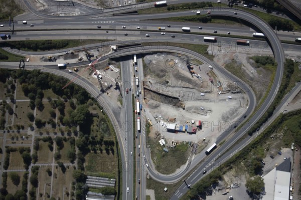 Aerial view, motorway junction Herne, new construction tunnel Baukau from the A43 to the A42, Herne, Ruhr area, North Rhine-Westphalia, Germany, motorway A42, motorway A43, DE, Europe, distant view, aerial view, aerial photography, aerial photography, Rhine-Ruhr metropolitan region, road traffic, overview, traffic volume, bird's-eye view, overview